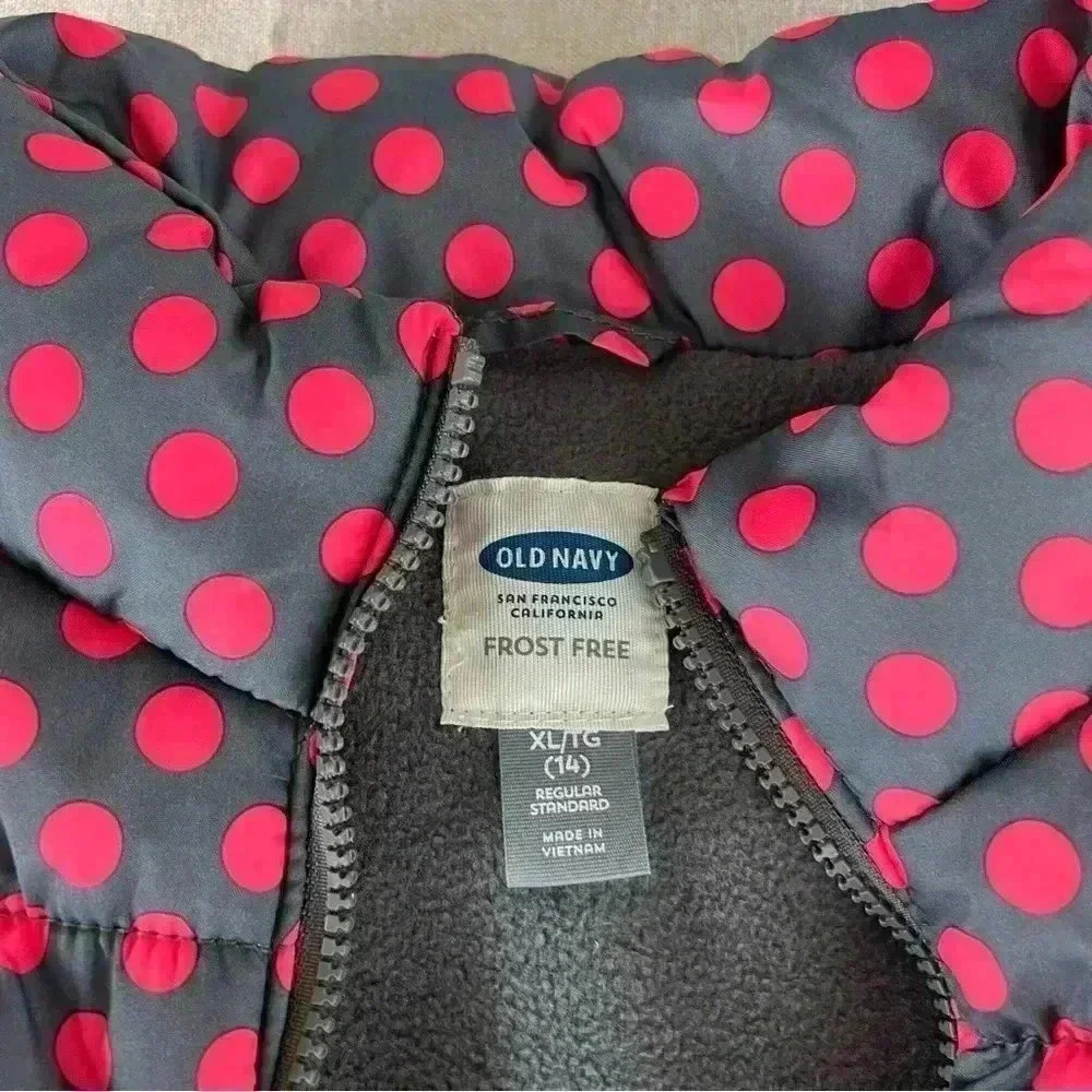 Old Navy kids Frost Free polka dot vest. - Picture 3 of 4